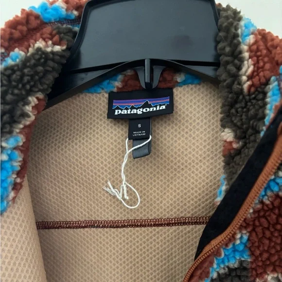 Patagonia Classic Retro-x Fleece Jacket In Take Root Burnished Red• size Small - Picture 9 of 10